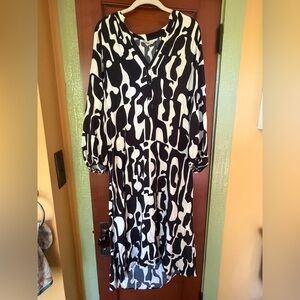 ZARA BLACK AND WHITE ABSTRACT MAXI DRESS